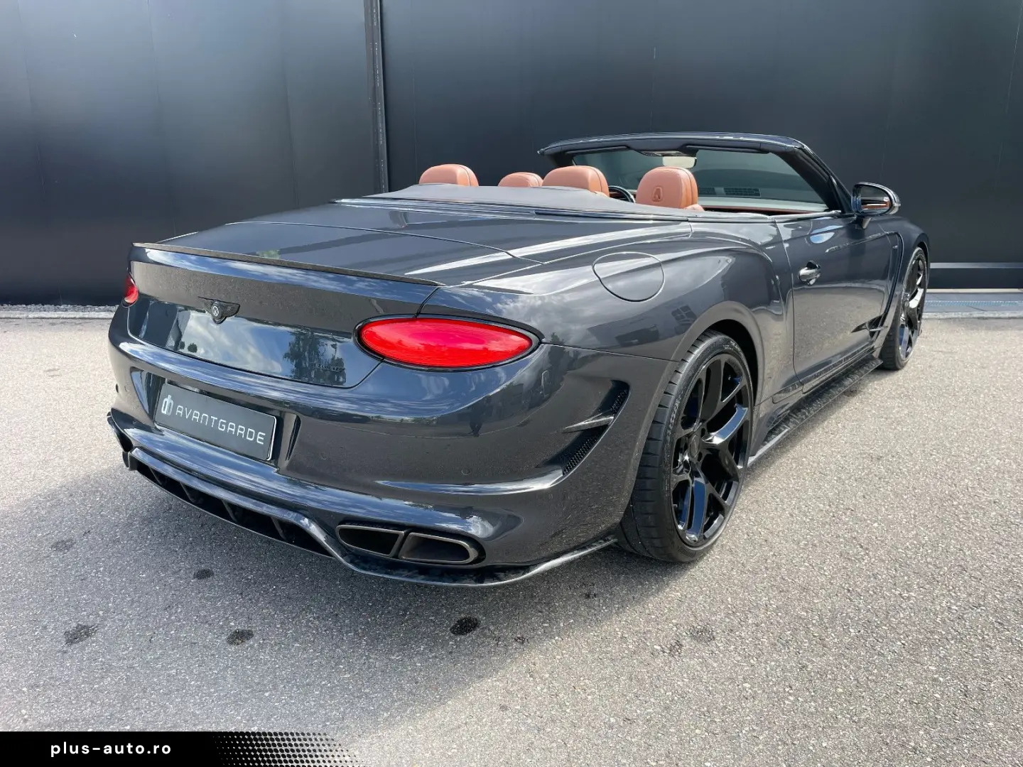 BENTLEY Continental GTC MANSORY MULLINER B&O rot.Display