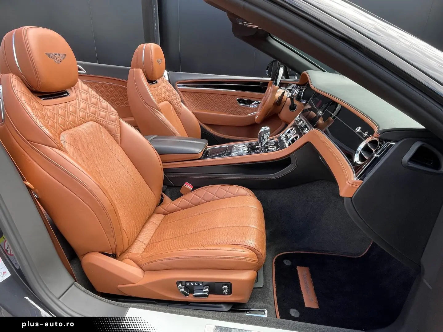 BENTLEY Continental GTC MANSORY MULLINER B&O rot.Display