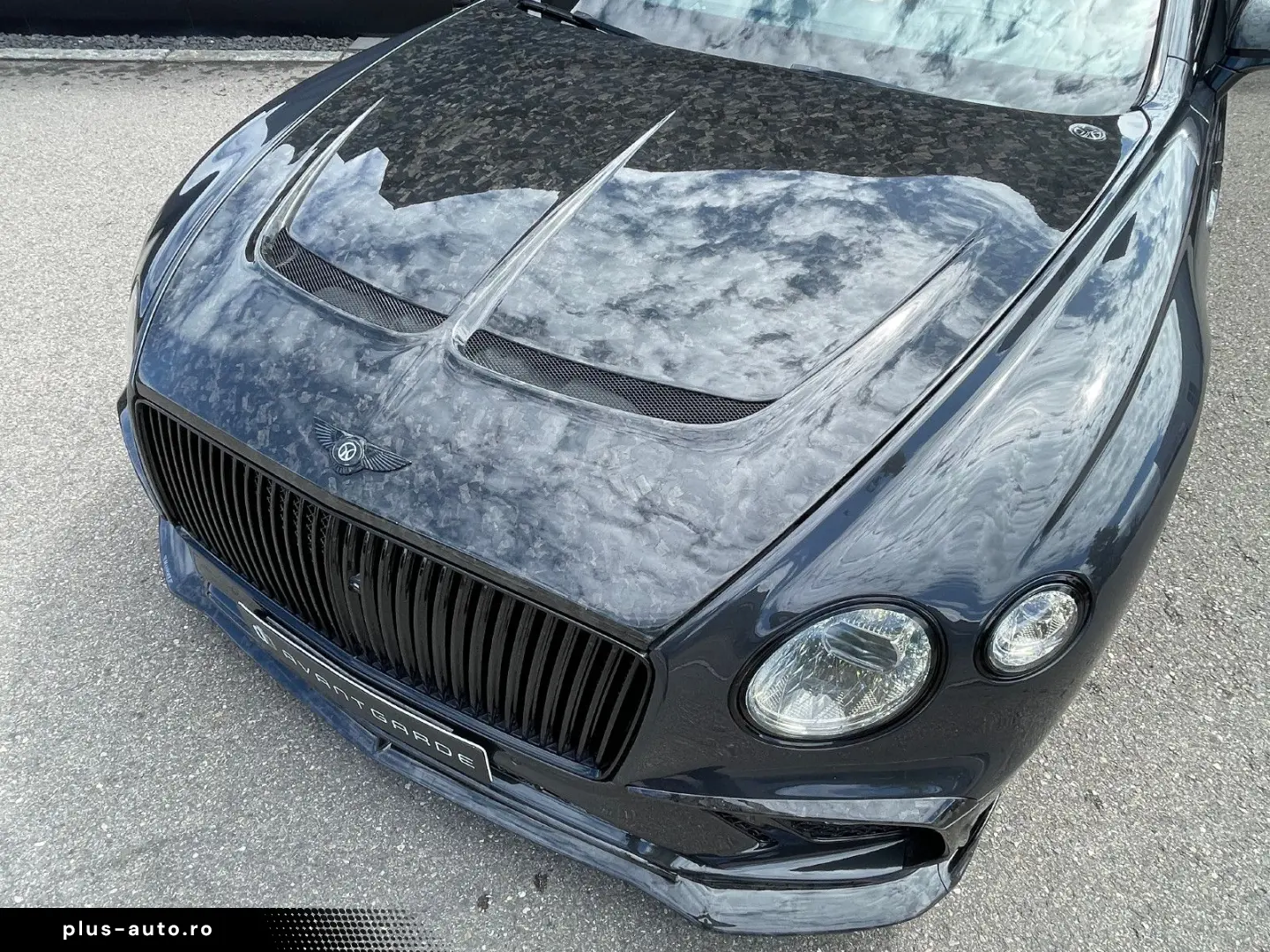 BENTLEY Continental GTC MANSORY MULLINER B&O rot.Display