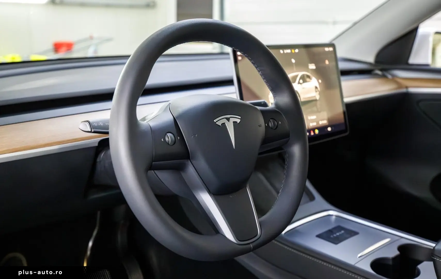 Tesla T-Model-Y