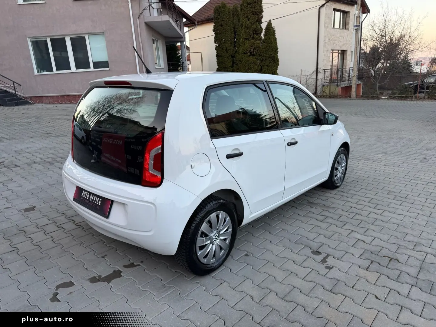 Volkswagen Up