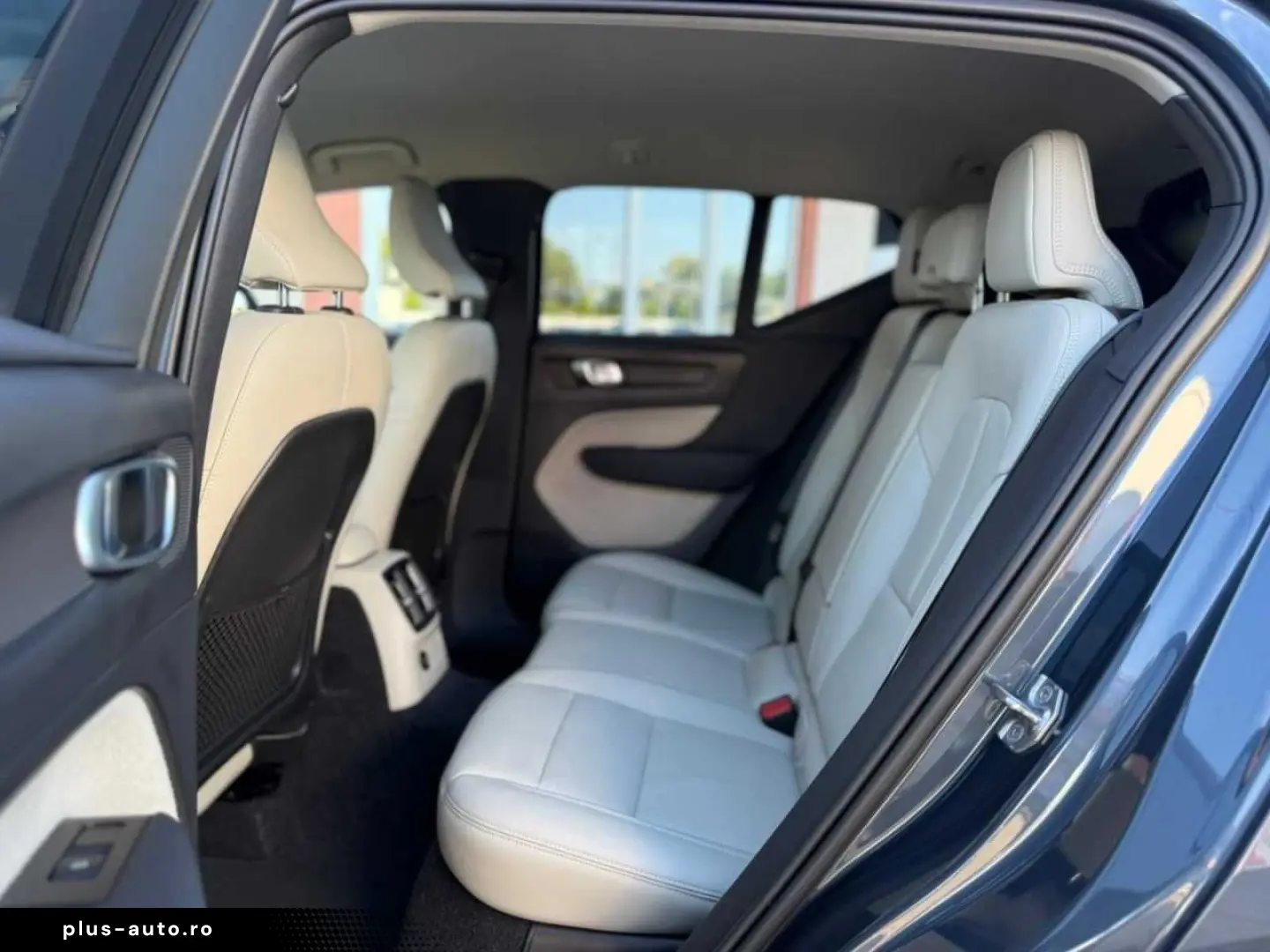 Volvo Xc-40