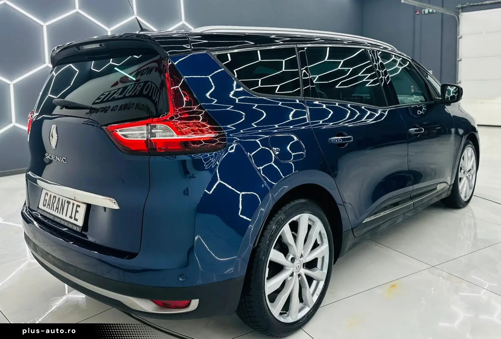 RENAULT GRAND SCENIC 2022 1.3i E6 7 Locuri Garantie 12 Luni