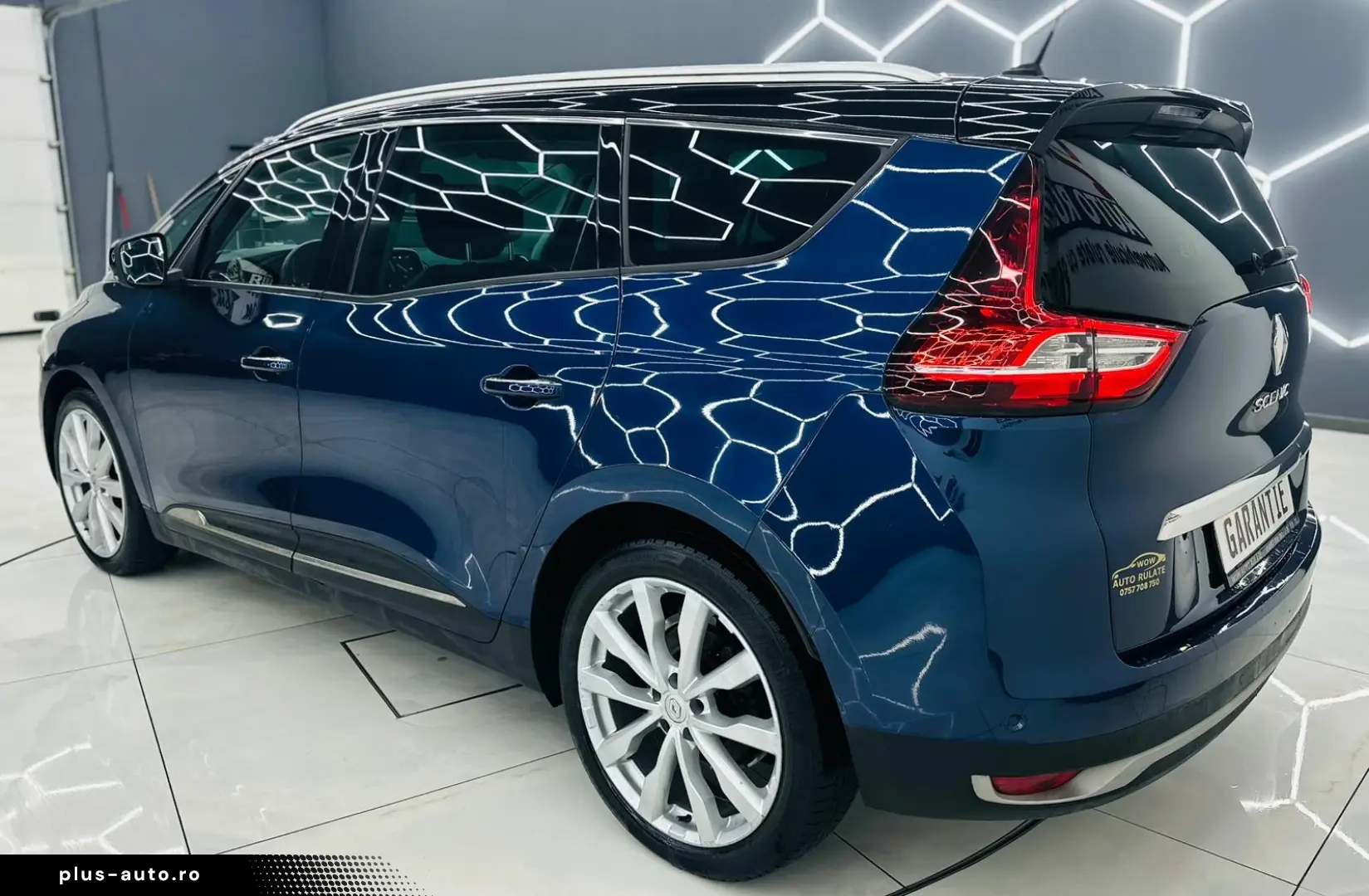 RENAULT GRAND SCENIC 2022 1.3i E6 7 Locuri Garantie 12 Luni