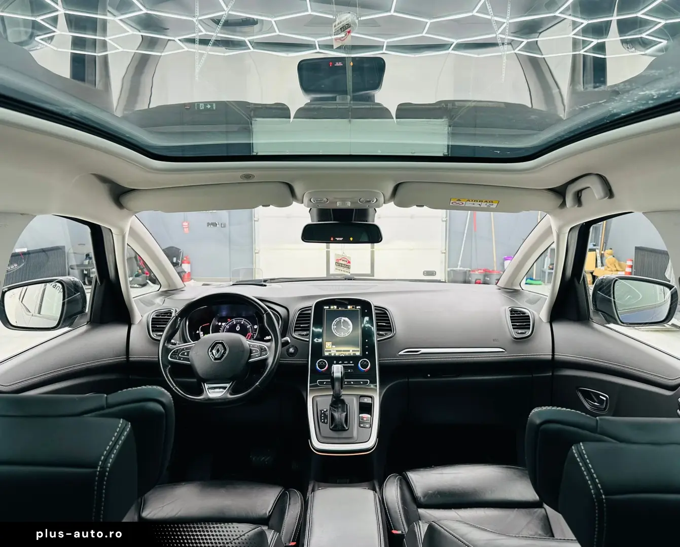 RENAULT GRAND SCENIC 2022 1.3i E6 7 Locuri Garantie 12 Luni