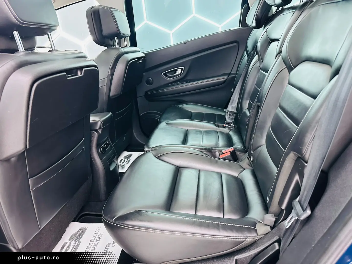 RENAULT GRAND SCENIC 2022 1.3i E6 7 Locuri Garantie 12 Luni