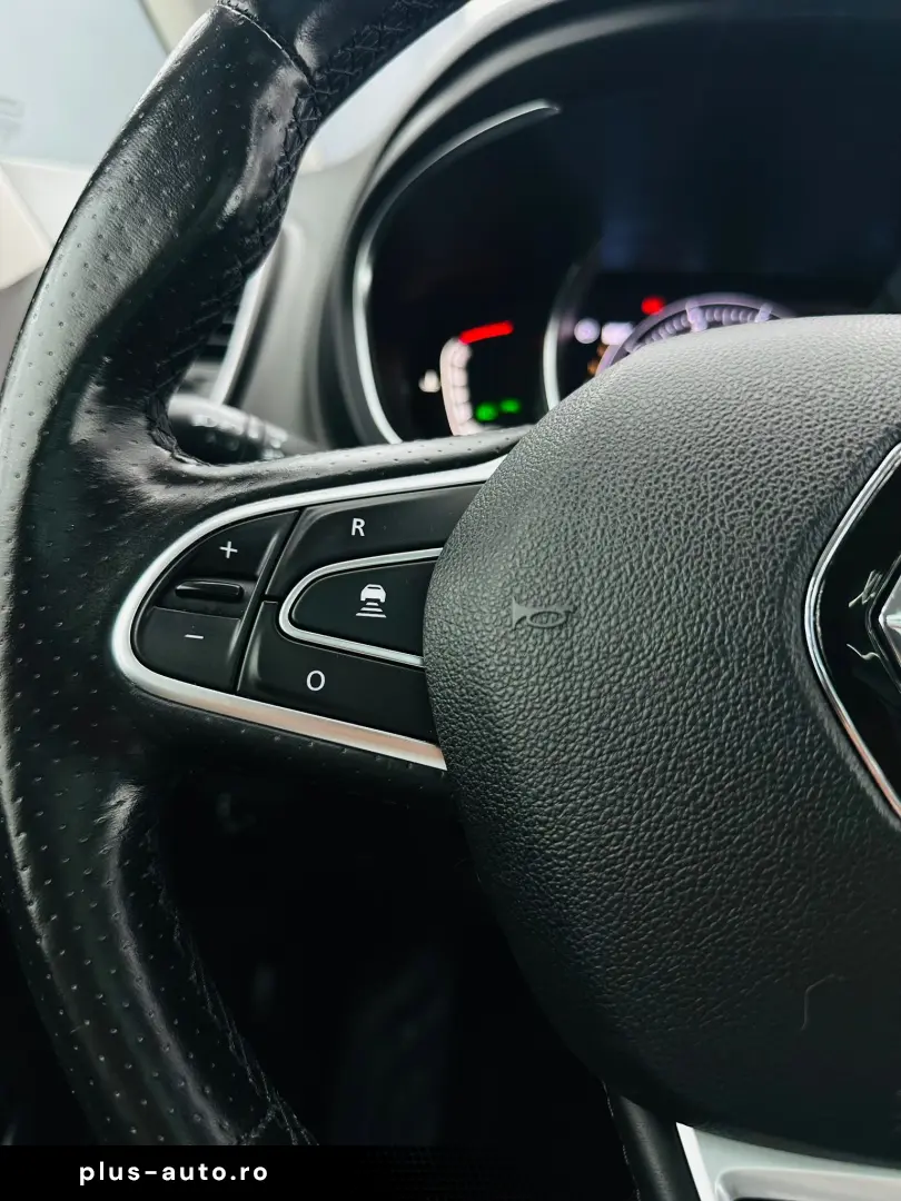 RENAULT GRAND SCENIC 2022 1.3i E6 7 Locuri Garantie 12 Luni