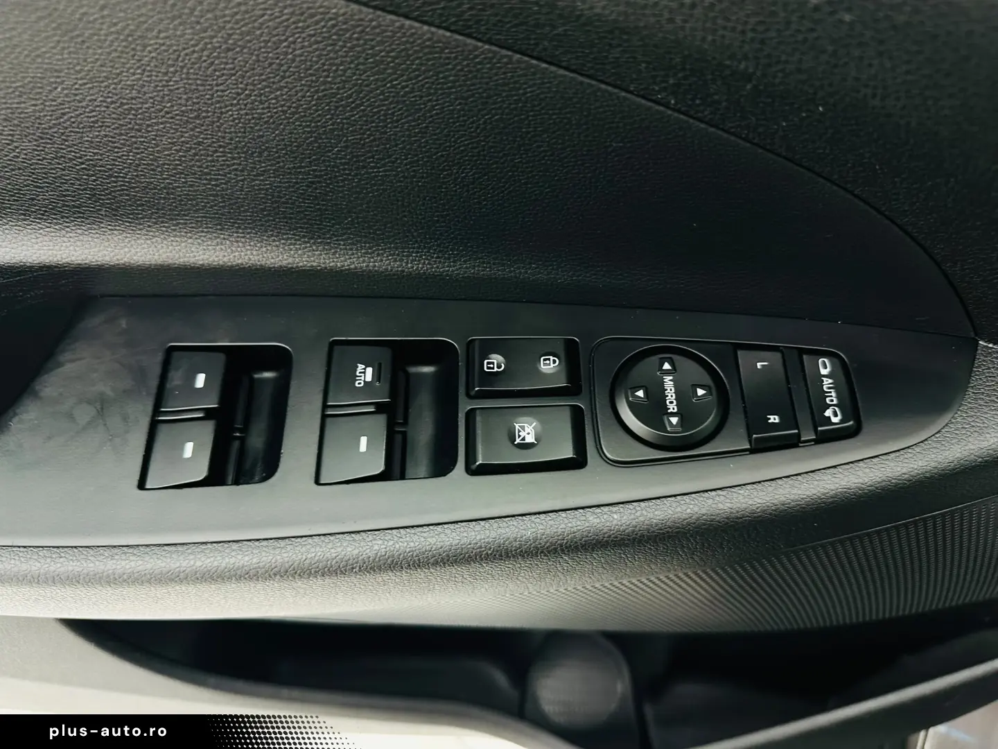 HYUNDAI TUCSON 2018 1.7D E6 Garantie 12 Luni Rate Avans 0 Do