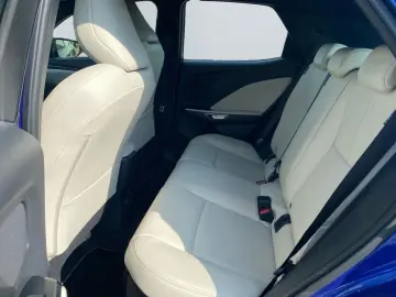 LEXUS LBX FWD Elegant  LED el. Heck CAM SHZ CarPlay PD