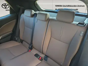 LEXUS LBX FWD Elegant 1.5 Hybrid EU6e HUD Navi Leder D