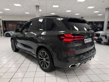 BMW X5 xDrive30d M-Sport PANO SOFT HUD H-K AHK 360