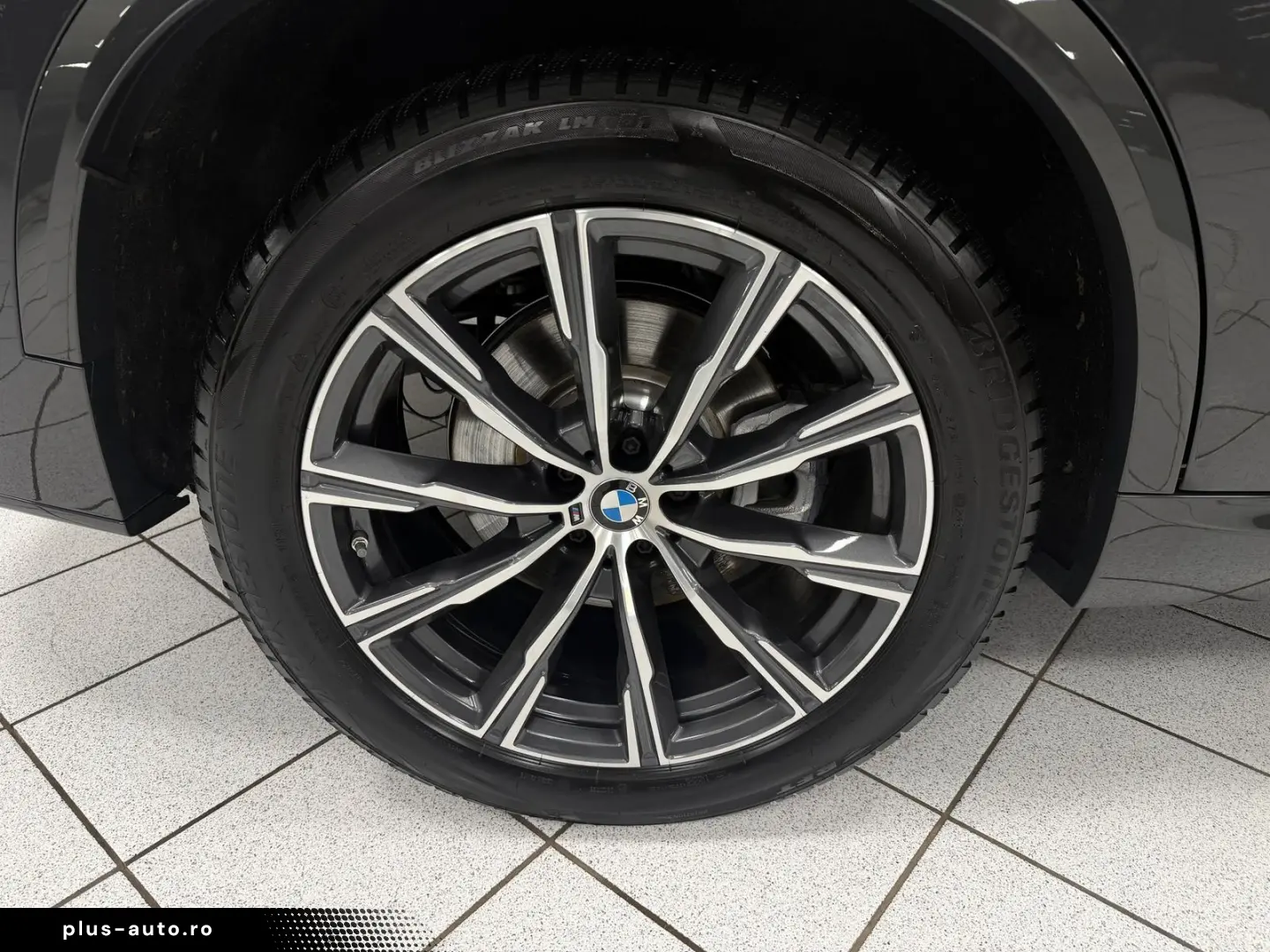 BMW X5 xDrive30d M-Sport PANO SOFT HUD H-K AHK 360