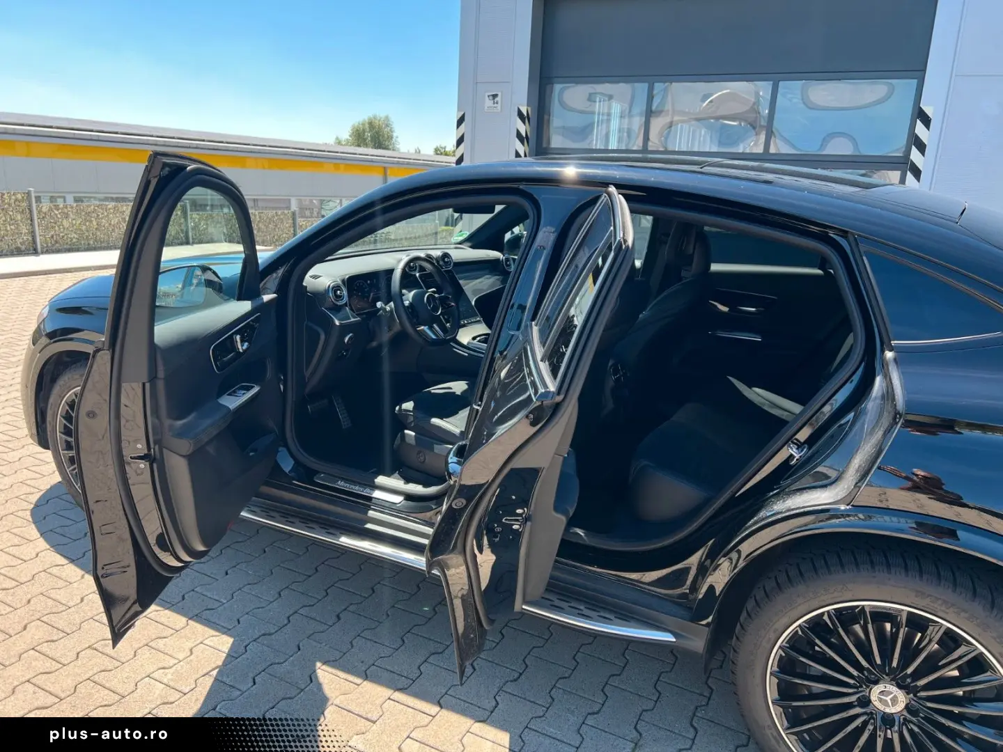 MERCEDES-BENZ Coupe GLC 220d 4M AMG LINE Burmester D&hellip;