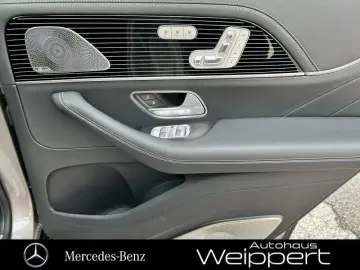 MERCEDES-BENZ Mercedes-Maybach GLS600 FIRST CLASS FO…