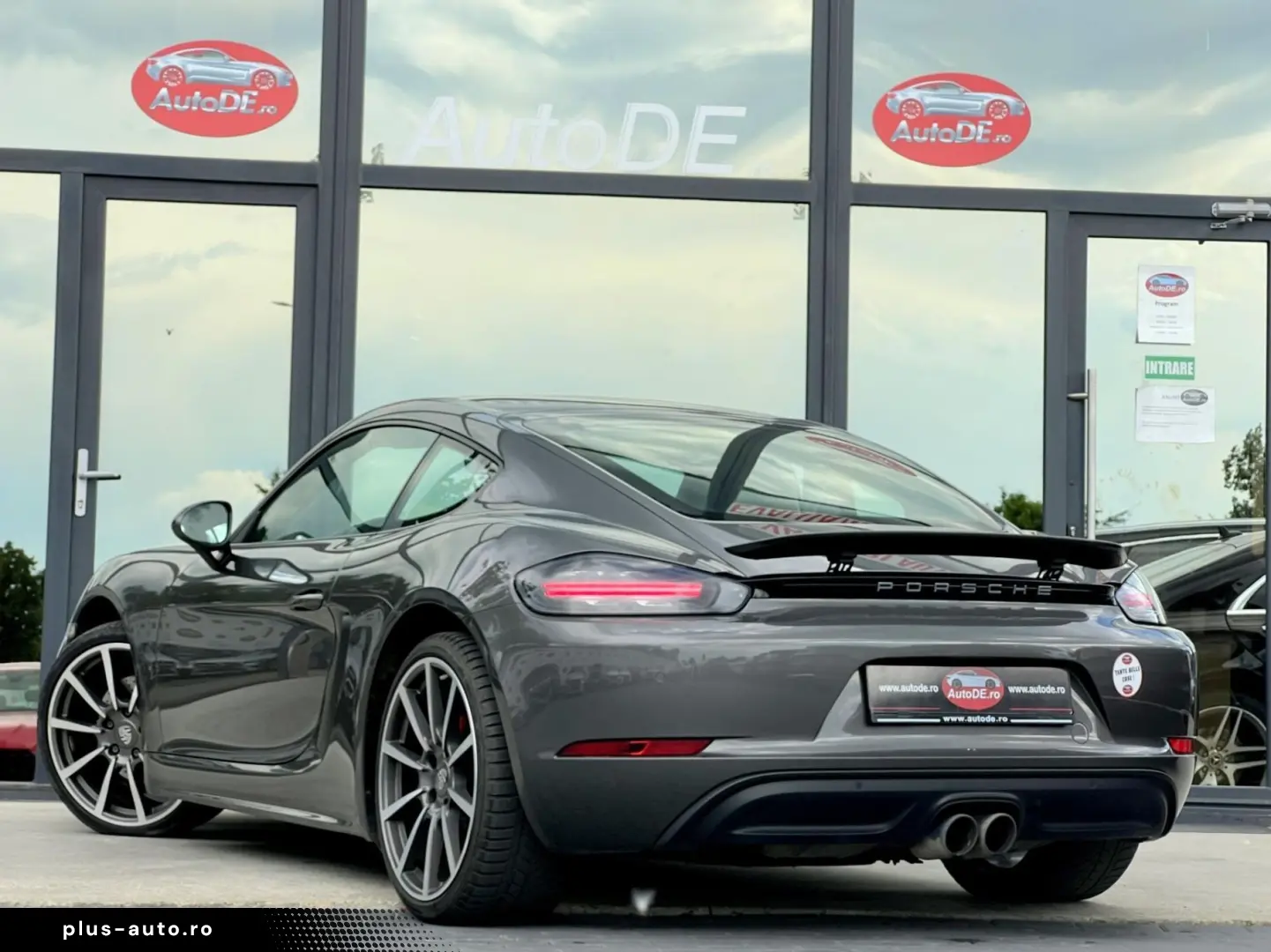 Porsche Cayman
