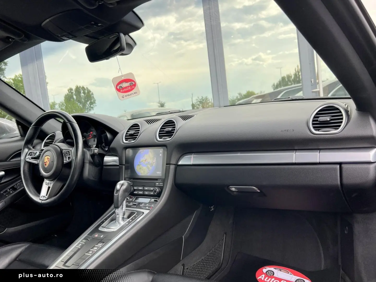 Porsche Cayman