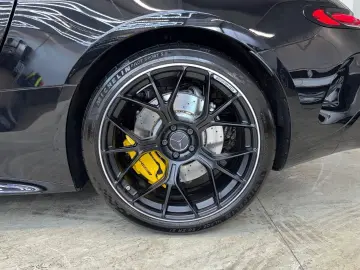 MERCEDES-BENZ AMG GT 63 4M  Premium Digital-L. Burme…