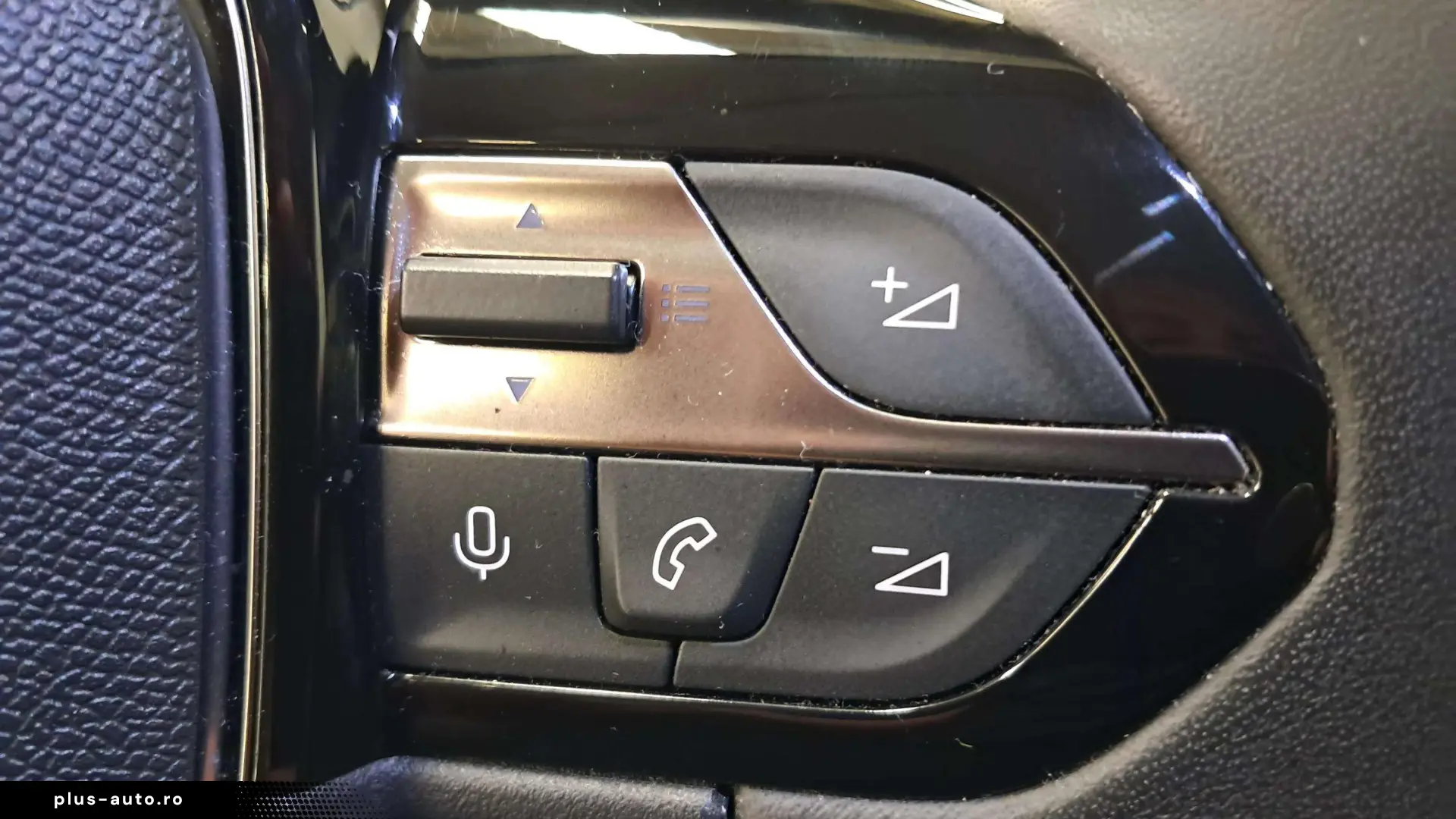 2022 - Peugeot 308 Active Pack - 1.5 BlueHDi 130cp - EAT8