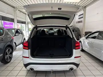 BMW X3 xDrive 20 d Advantage  CarPlay AHK