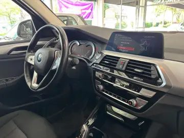 BMW X3 xDrive 20 d Advantage  CarPlay AHK