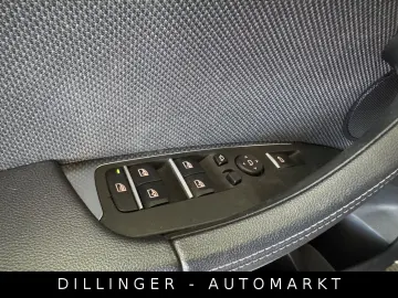 BMW X3 xDrive 20d 48V Automatik Nav PDC Temp 190ps