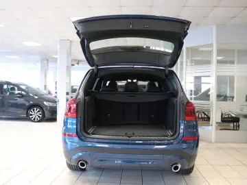 BMW X3 xDrive 20 d Advantage Pano HUD DAB  Navi
