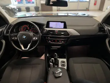BMW X3 xDrive 20d Aut Navi Brems&DriveAssist WLAN