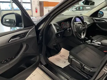 BMW X3 xDrive 20d Aut Navi Brems&DriveAssist WLAN