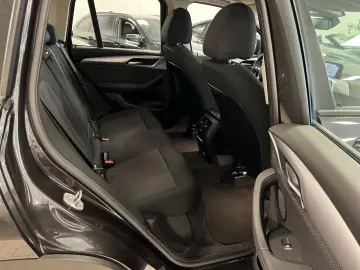 BMW X3 xDrive 20d Aut Navi Brems&DriveAssist WLAN