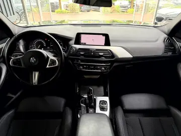 BMW X3  20d xDrive Advantage LED Navi RCAM AHK