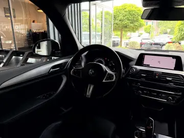 BMW X3  20d xDrive Advantage LED Navi RCAM AHK