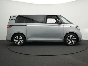 VW ID.Buzz Pure  AHK IQ.LIGHT NAVI ACC R-KAM 19