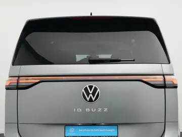 VW ID.Buzz Pure  AHK IQ.LIGHT NAVI ACC R-KAM 19