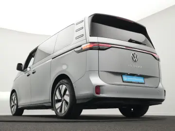 VW ID.Buzz Pure  AHK IQ.LIGHT NAVI ACC R-KAM 19