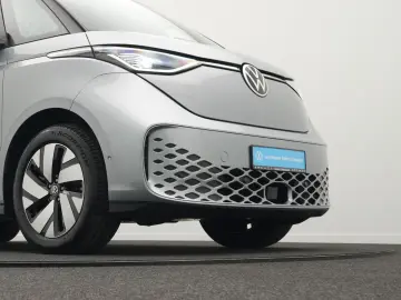 VW ID.Buzz Pure  AHK IQ.LIGHT NAVI ACC R-KAM 19