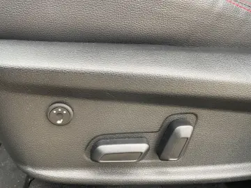 MAXUS T90 EV DoKa Elite  CARPLAY DAB LEDER PDChi TEL