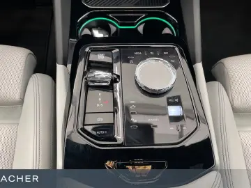 BMW 550e A xDrive Lim MSport PRO AHK ACCPro 360  HUD