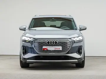 AUDI Q4 45 e-tron qu. S line  Matrix  Pano  Assist