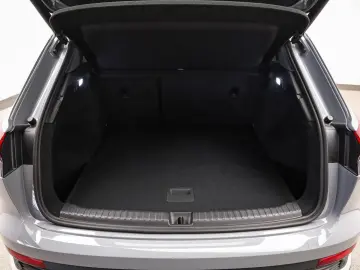AUDI Q4 45 e-tron qu. S line  Matrix  Pano  Assist