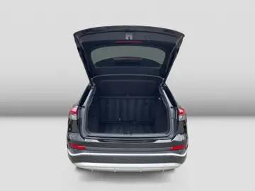 AUDI Q4 45 e-tron quattro S line Navi Einpark