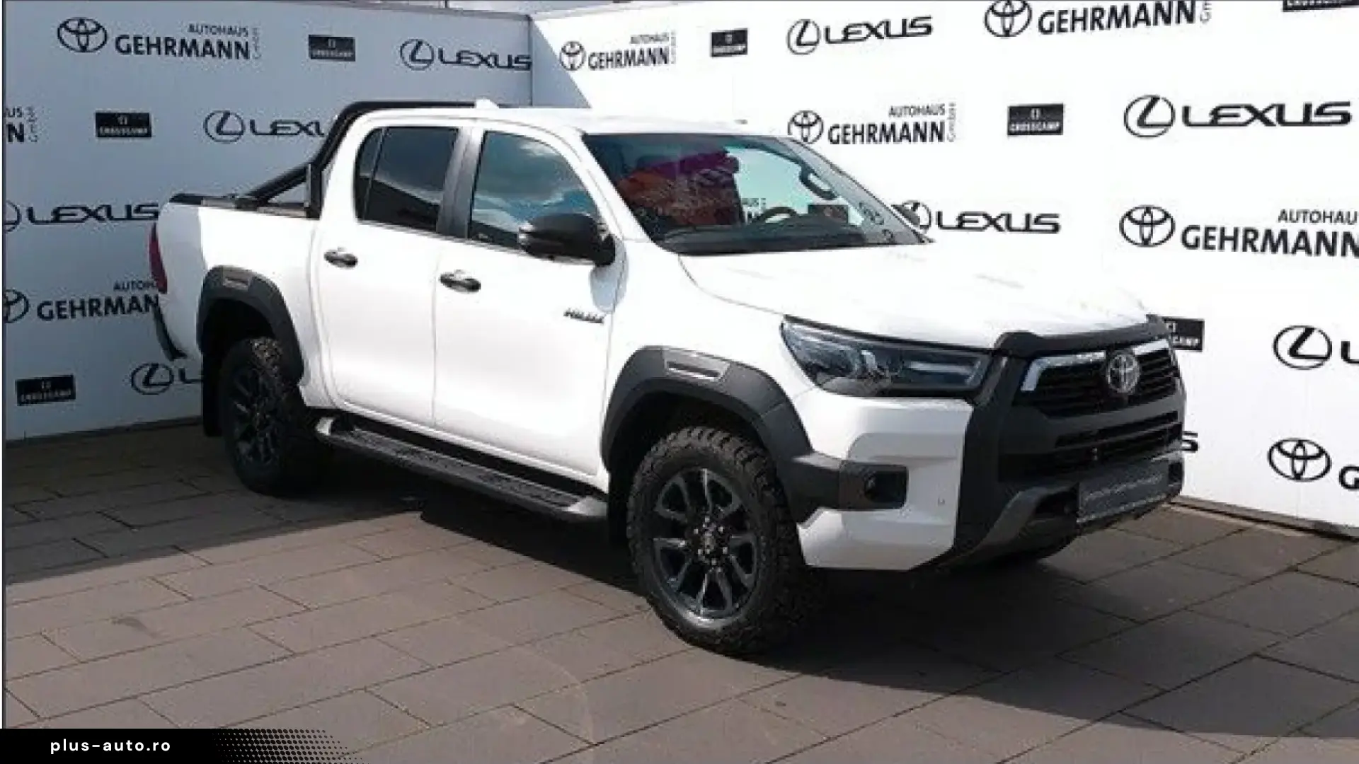 TOYOTA Hilux Double Cab Invincible 4x4 Bügel Rollo AHK