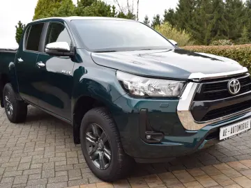 TOYOTA Hilux Double Cab 2.8 D-4D Comfort