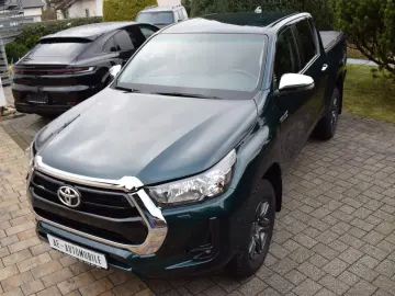 TOYOTA Hilux Double Cab 2.8 D-4D Comfort