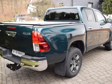 TOYOTA Hilux Double Cab 2.8 D-4D Comfort