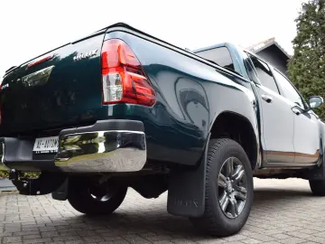 TOYOTA Hilux Double Cab 2.8 D-4D Comfort
