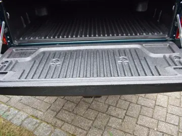 TOYOTA Hilux Double Cab 2.8 D-4D Comfort