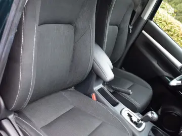 TOYOTA Hilux Double Cab 2.8 D-4D Comfort