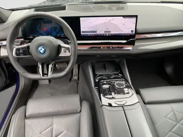 Bmw 550e xDrive M-Sport PRO Pano B&W Ko