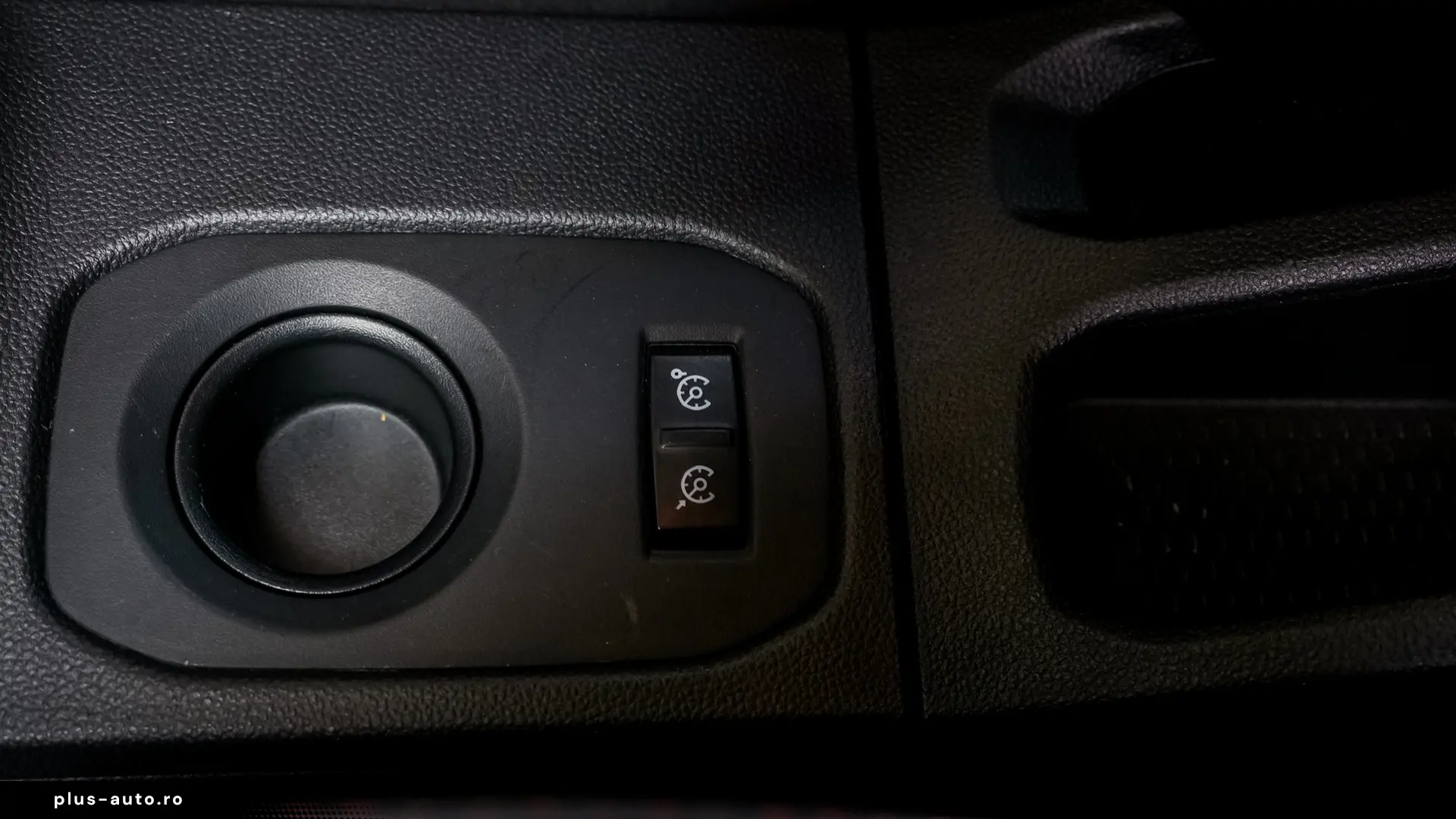 DACIA DUSTER TECHROAD