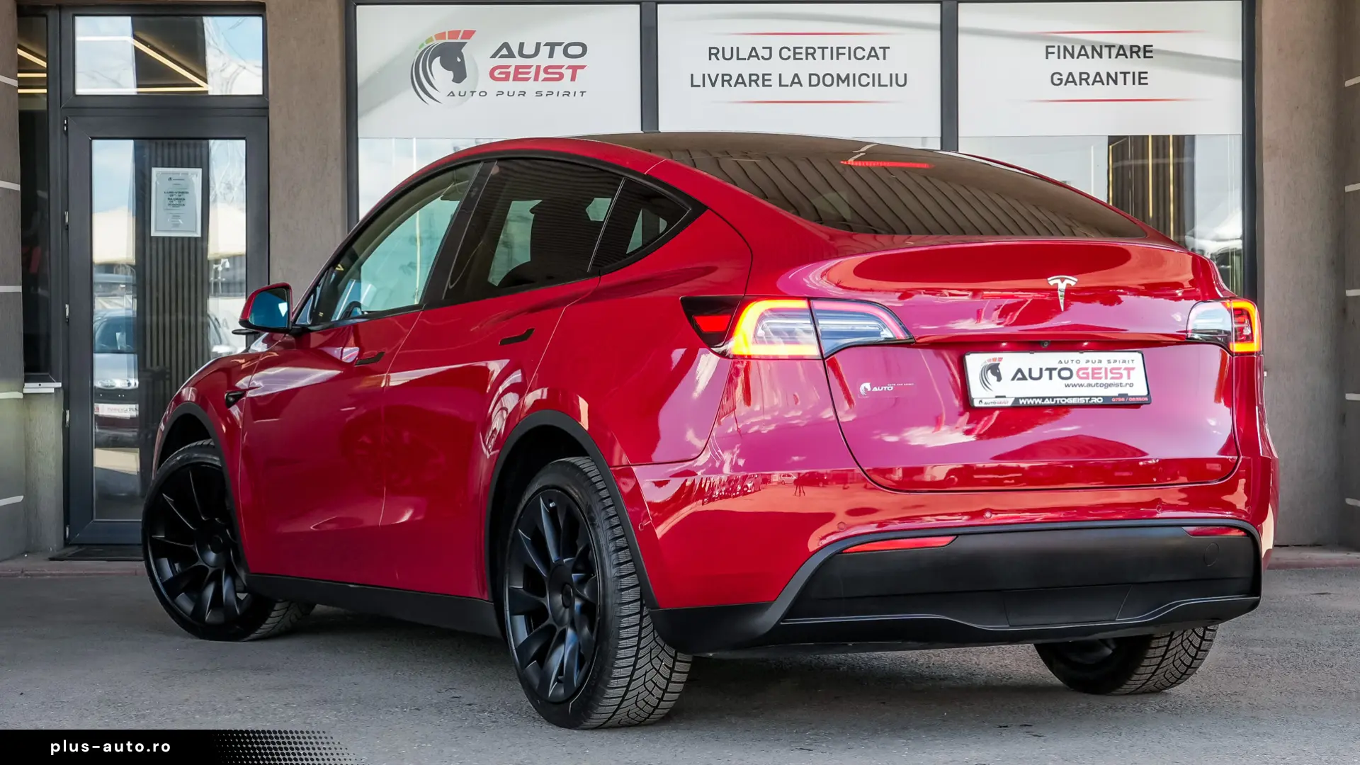 Tesla Model Y 75 kWh Dual Motor Long Range 4WD